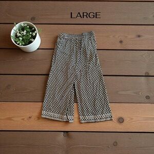 Max Studio Black and White Boot Cut Pants